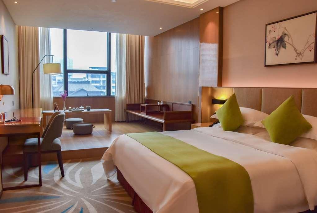 Leshan Ramada Hotel Δωμάτιο φωτογραφία