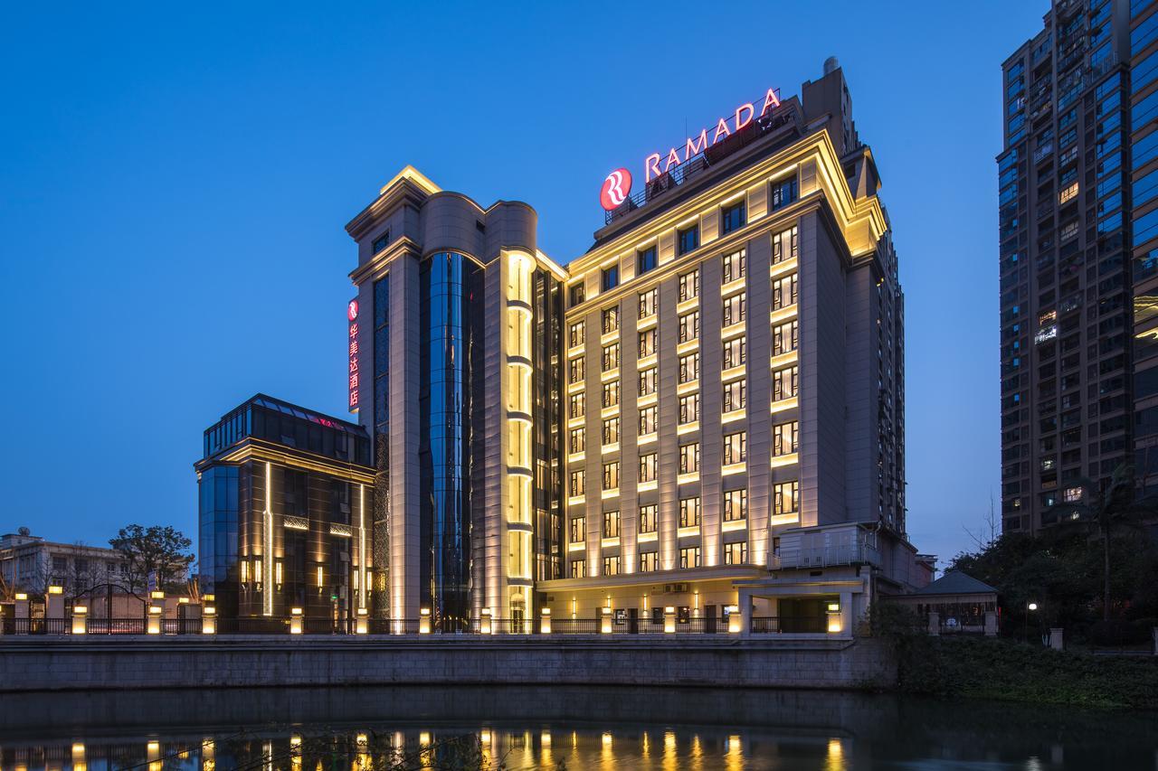 Leshan Ramada Hotel Εξωτερικό φωτογραφία